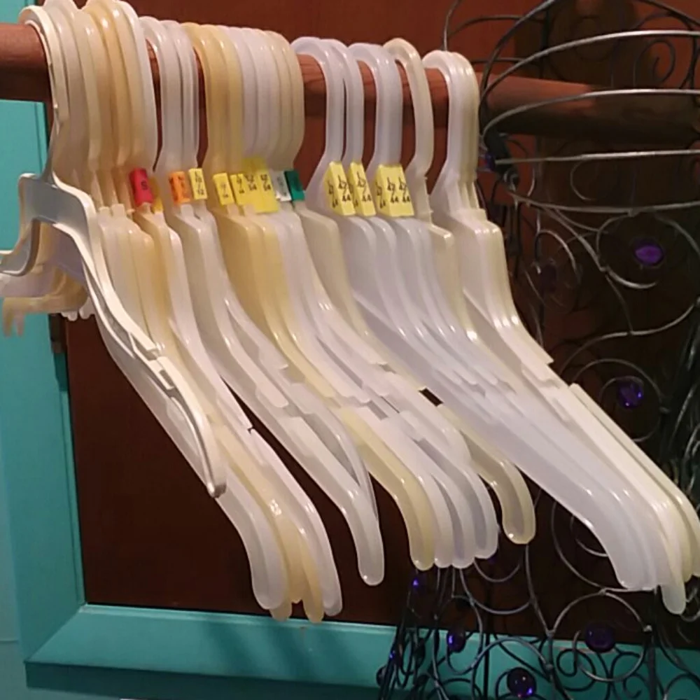 COPY - Store Hangers